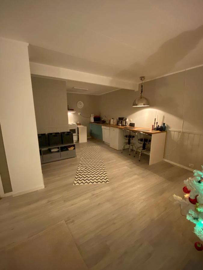 Lyngen, Mackay Appartment, Lyngen Lyngseidet Zewnętrze zdjęcie