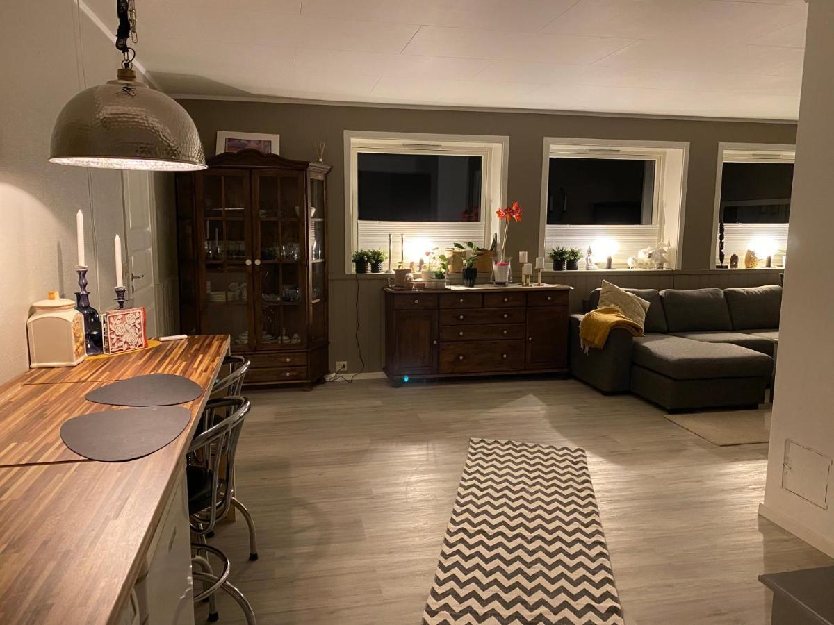 Lyngen, Mackay Appartment, Lyngen Lyngseidet Zewnętrze zdjęcie