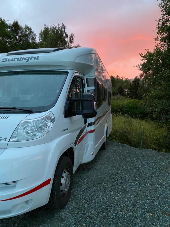 Lyngen, Mackay Appartment, Lyngen Lyngseidet Zewnętrze zdjęcie