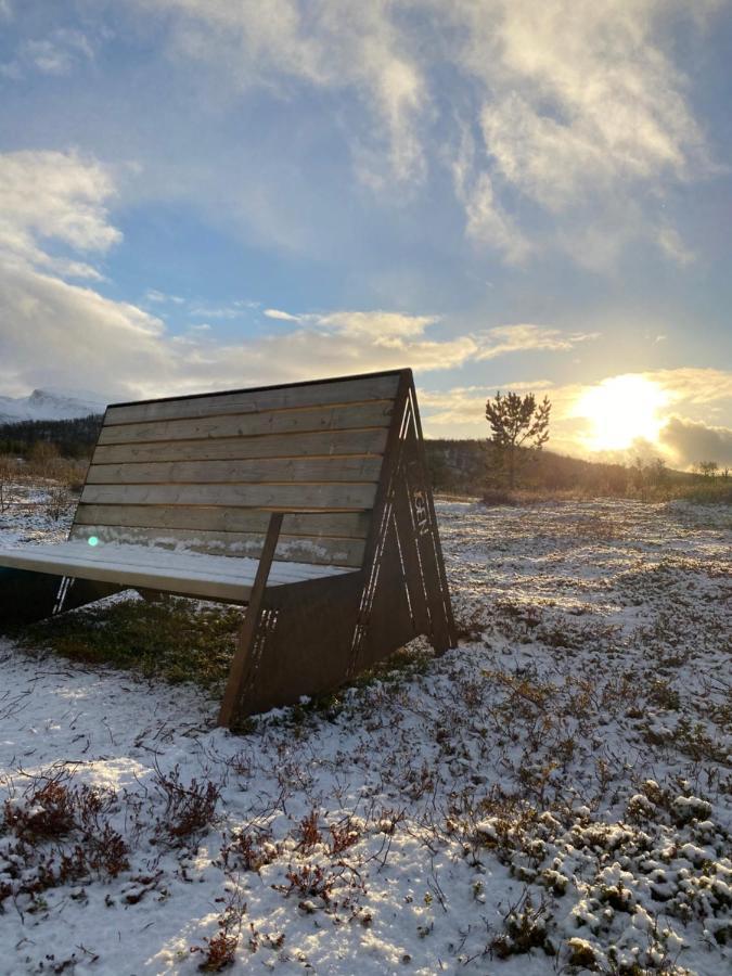 Lyngen, Mackay Appartment, Lyngen Lyngseidet Zewnętrze zdjęcie